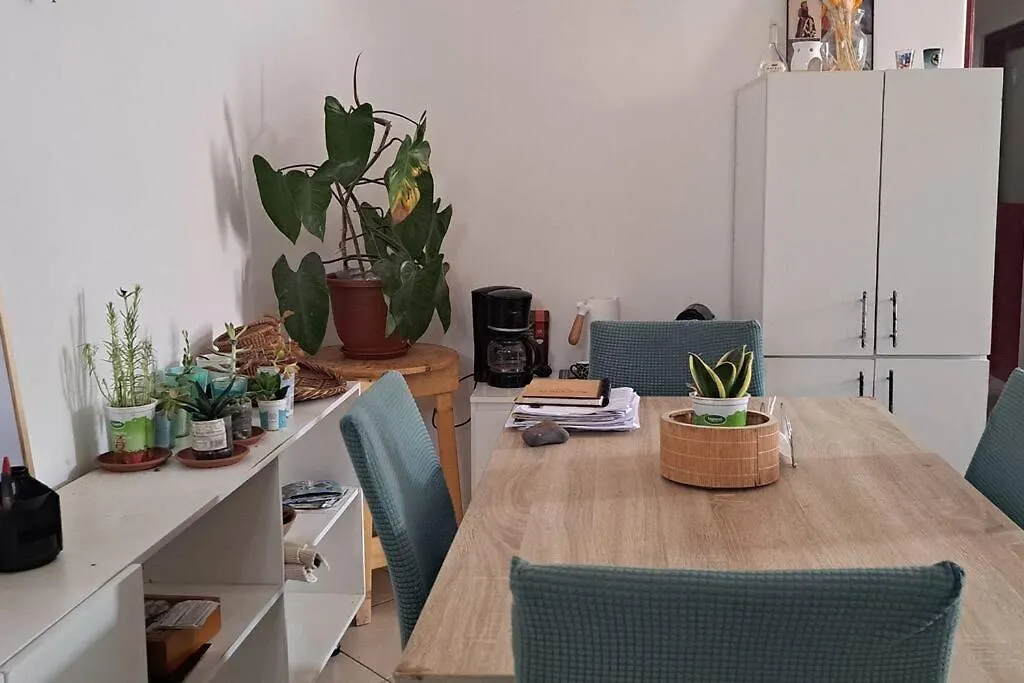 Mendes Family Homestay - B&B In The Heart Of برايا
