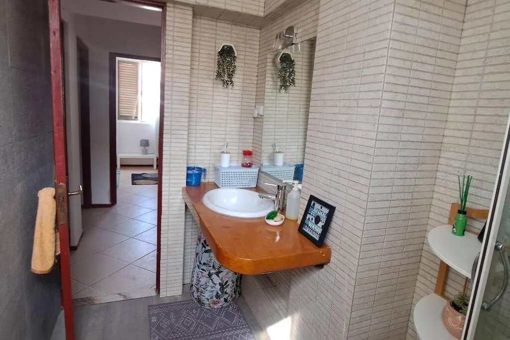 Mendes Family Homestay - B&B In The Heart Of برايا